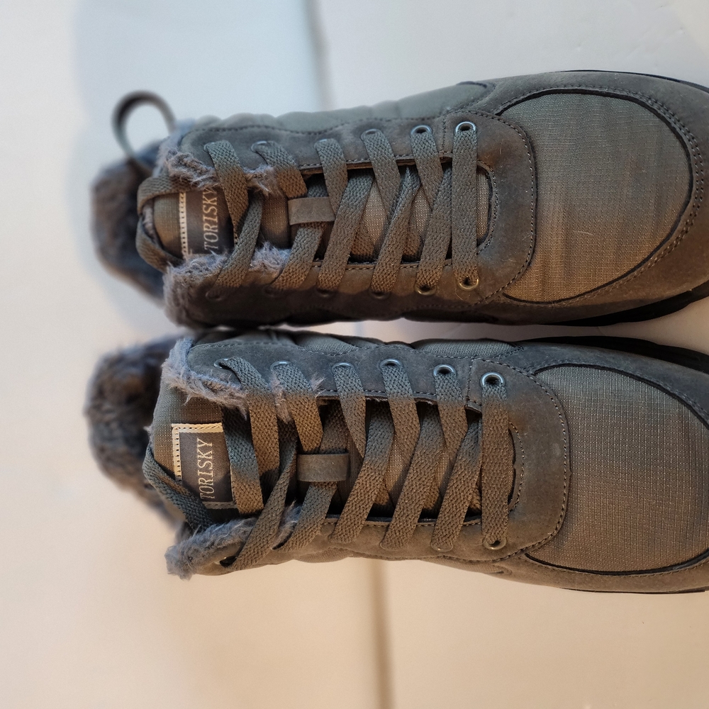 Gray‎ High-Top Sneakers with Sturdy Sole
